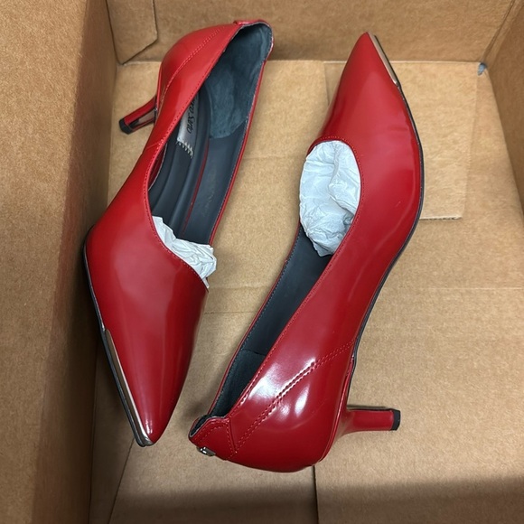 Franco Sarto Kalsa Low Heel Pump - Picture 2 of 7